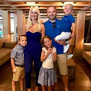 Meet your Posher, Mike